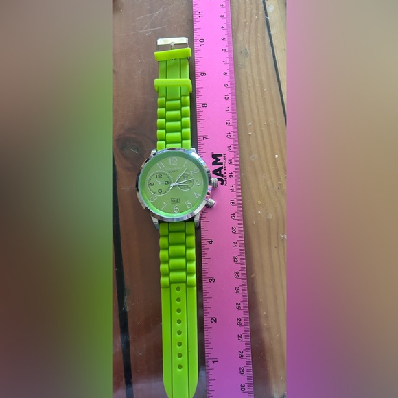 Large oversized men’s or woman’s watch - Picture 5 of 10